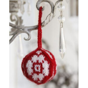 Julekugler by DROPS Design - Julekugler Julepynt Strikkeopskrift 8-9 cm - 4 stk